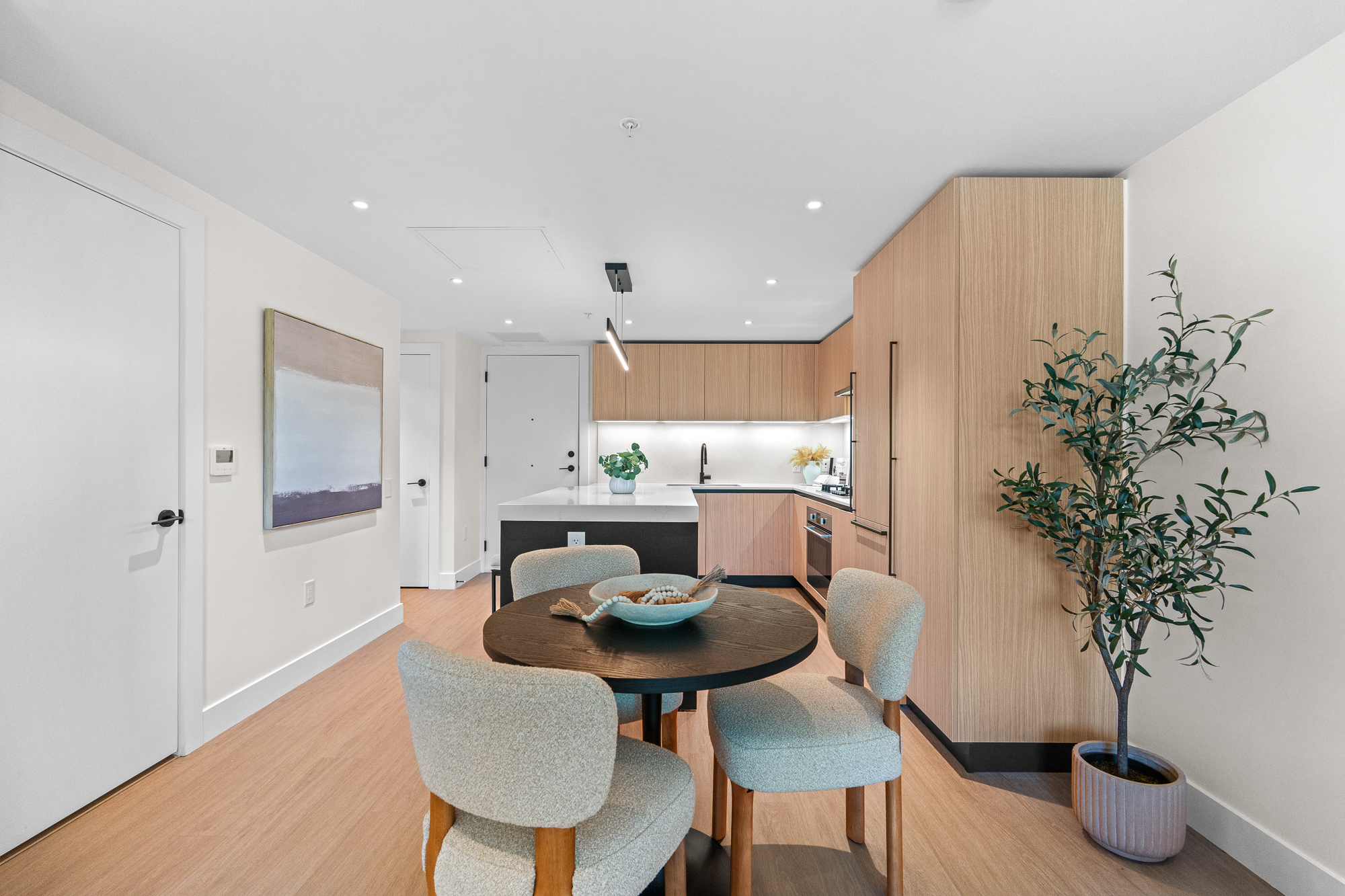 #410 - 2235 E Broadway